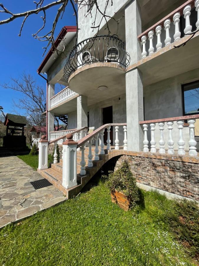 У Михайла Truskavets Exterior foto